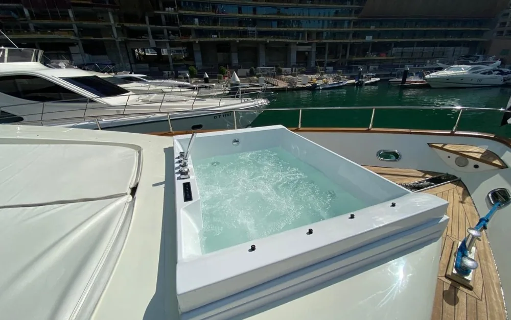 يخت Yacht Azimut 80ft — صورة 4