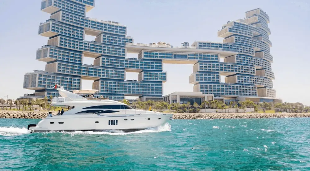 Yacht Princess 72 Amotea - SeaLux Dubai