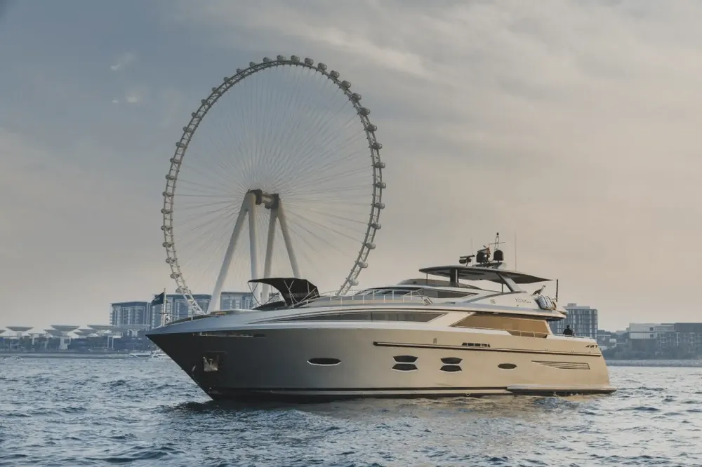 Yacht Santorini 115ft - SeaLux Dubai
