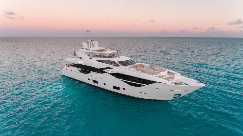 Sunseeker Legende 116 - SeaLux Dubai