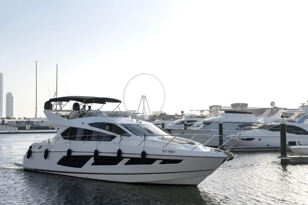 Yacht Sunseeker 65 RAIDEX - SeaLux Dubai
