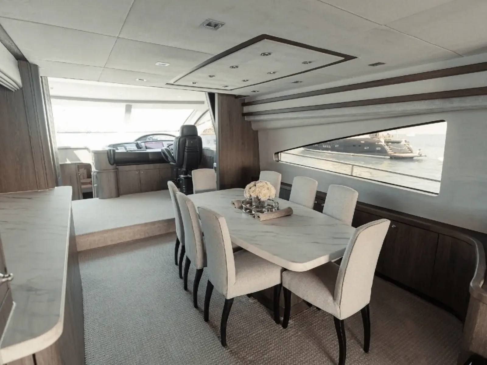Яхта Yacht Sunseeker 82 Matrix — фото 6